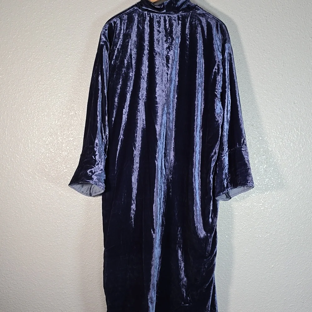 Harry Potter Pottery Barn Ravenclaw Velvet Blue Robe Size Large- XL - Picture 7 of 8